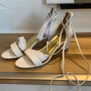 Brand new never worn. Forever soles heels, beige